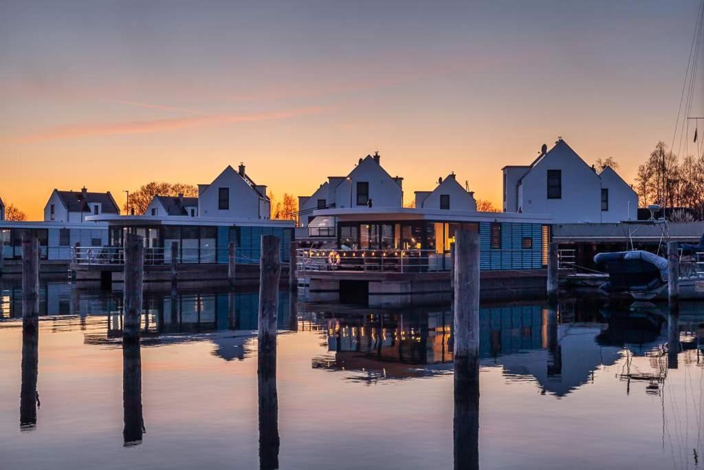 Floatinghouses Peenemuende Ngoại thất bức ảnh