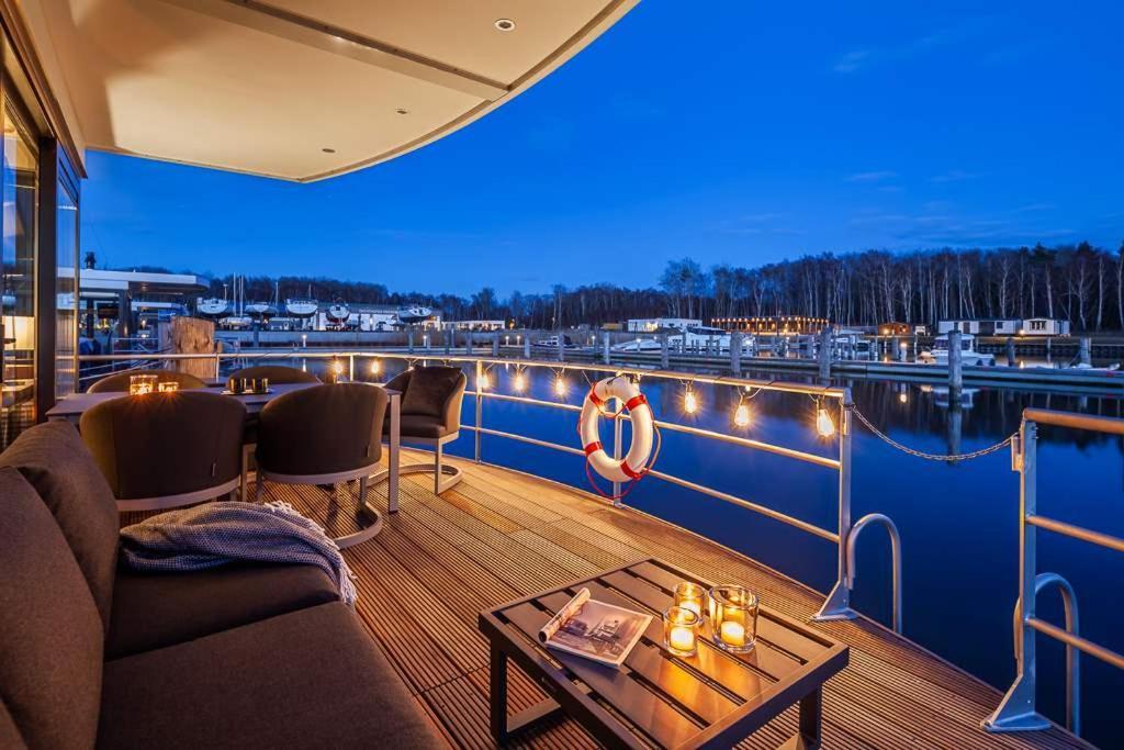 Floatinghouses Peenemuende Ngoại thất bức ảnh