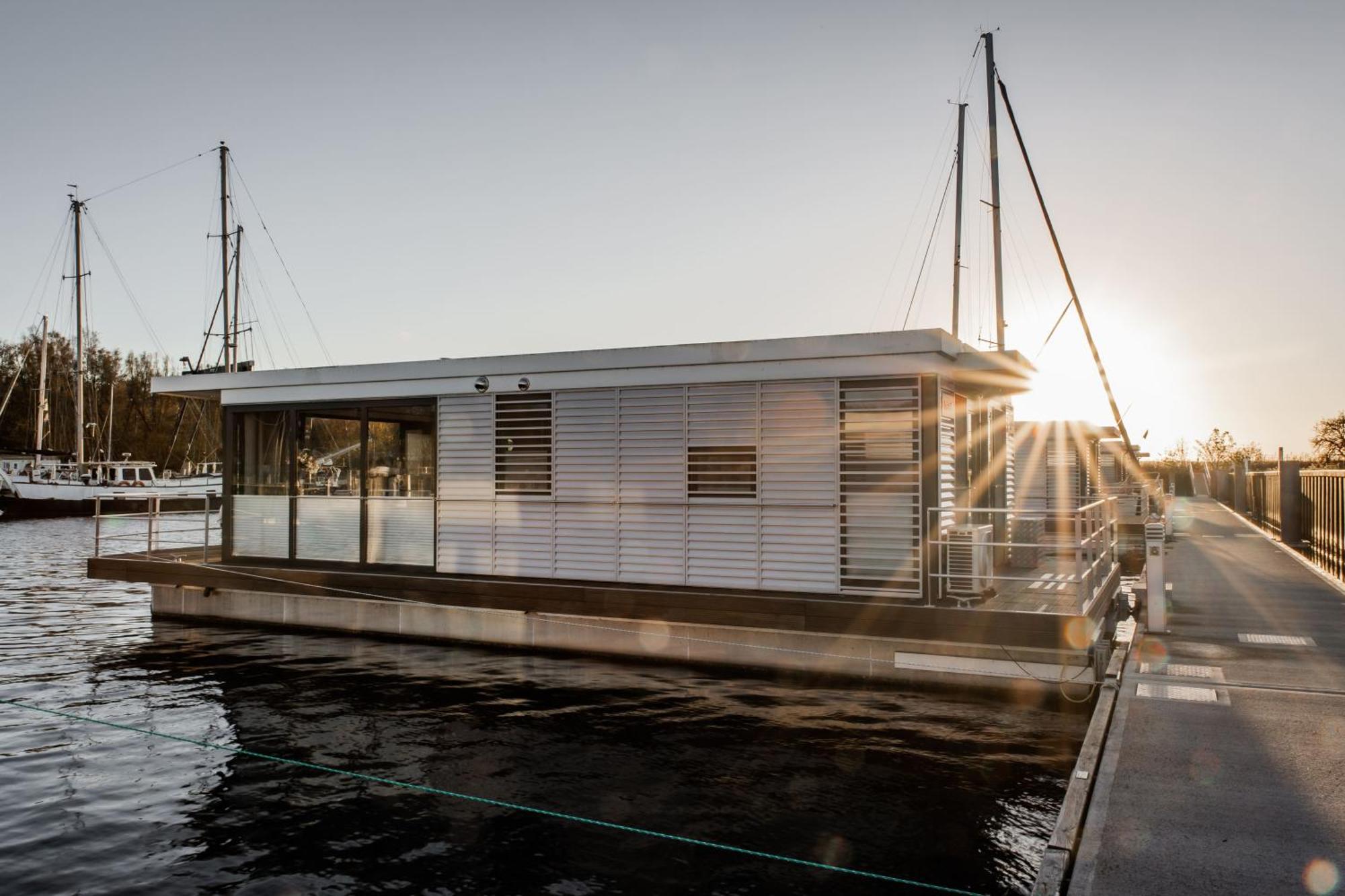 Floatinghouses Peenemuende Ngoại thất bức ảnh